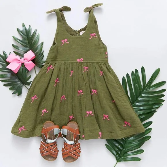 Pink Chicken - Taylor Dress - Olive Bows - Picture 1 of 4
